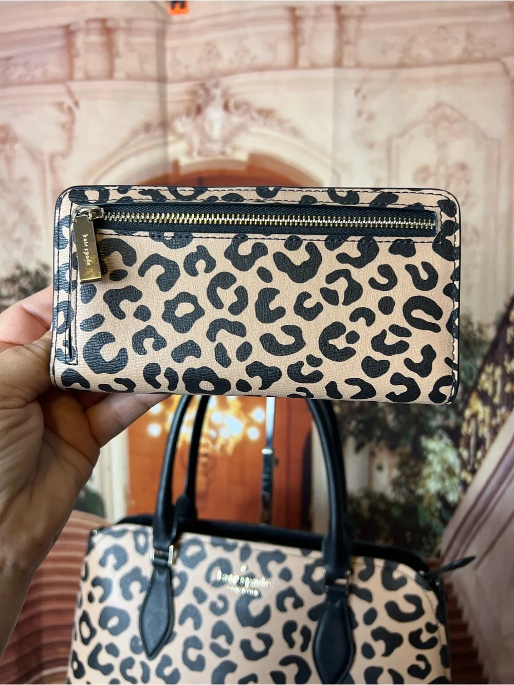kate spade Darcy Leopard Print Large Satchel with Black Leather handles 🖤 Set
